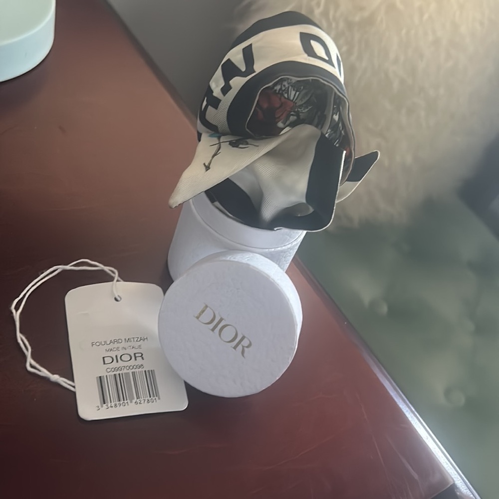 Christian Dior scarf.